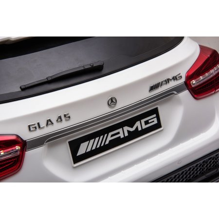 Mercedes-AMG GLA 45 Weiss